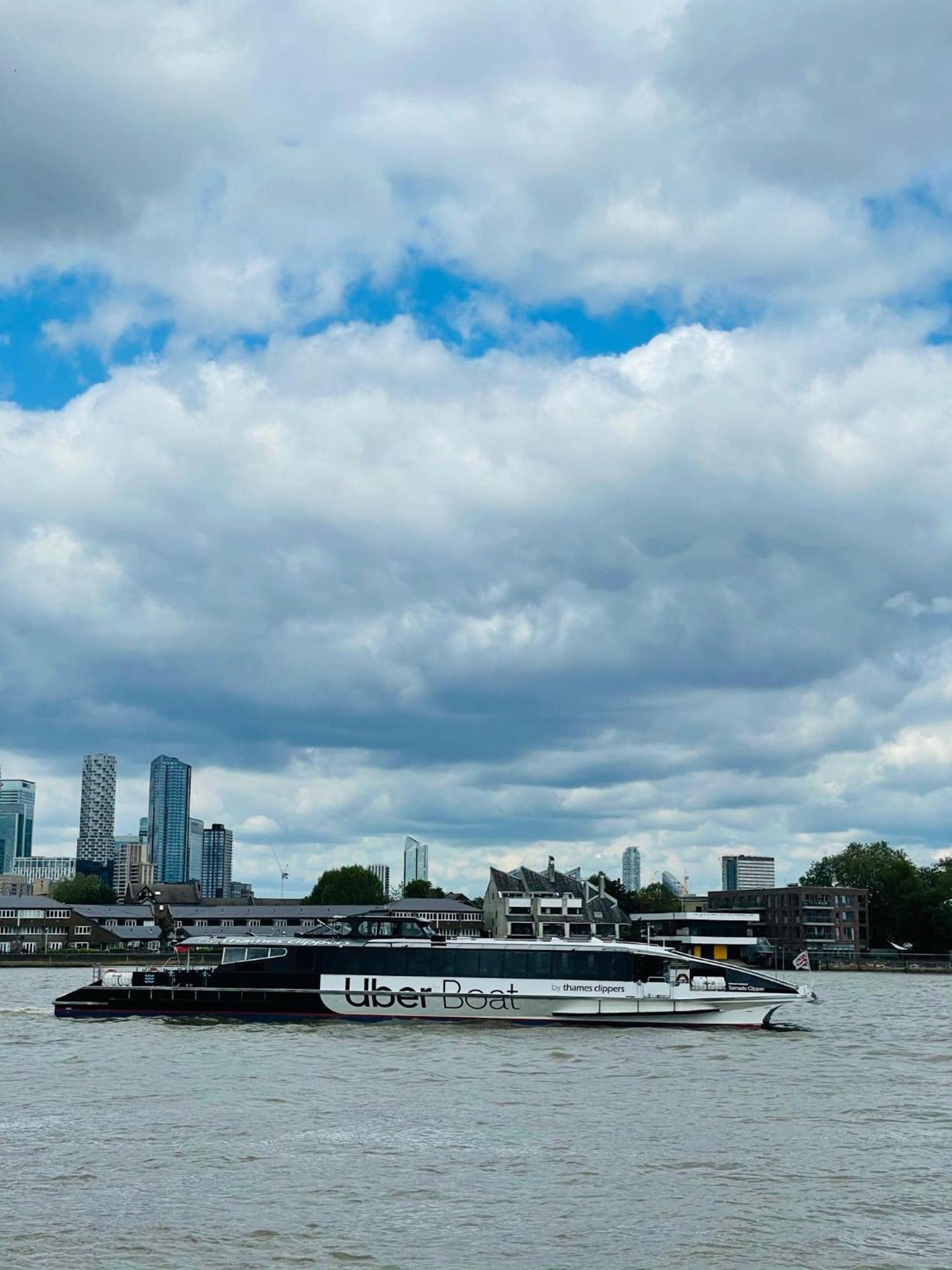 Greenwich Apartment With A River View & Balcony Near The 02 Arena & North Greenwich With Free Wifi & Fast Links Into Central Londra Exterior foto